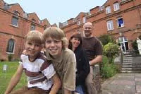 Bild: Sprachen lernen mit der ganzen Familie
