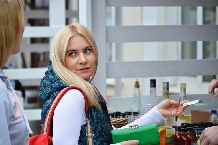 Neukundensuche umgekehrt - Nicht suchen, sondern finden lassen Bild: Neukundensuche umgekehrt - Nicht suchen, sondern finden lassen