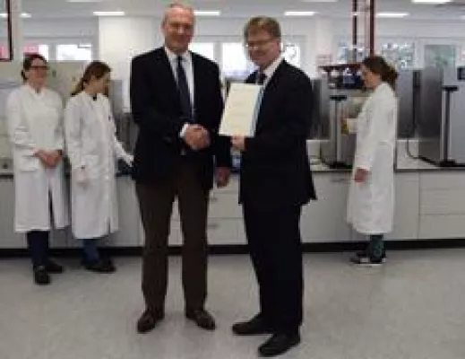 Bild: Das Hohenstein Institut für Textilinnovation ist neuer Forschungspartner