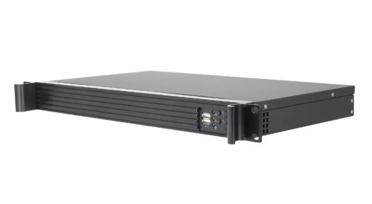 Bild: Short Server mit nur 250 mm Einbautiefe