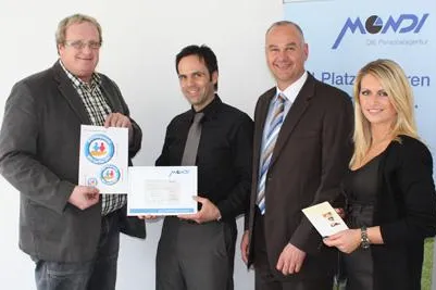 MONDI DIE Personalagentur spendet ein Tausend Euro an die Richard Groer Stiftung Bild: MONDI DIE Personalagentur spendet ein Tausend Euro an die Richard Groer Stiftung