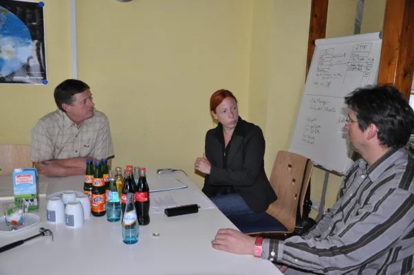 Bild: Bundestagskandidatin der SPD Dagmar Schmidt besucht die Zinzius GmbH und informiert sich über Green IT