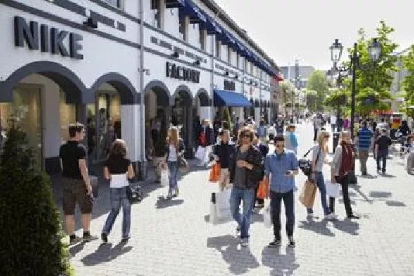 Bild: Sportlich und top gestylt durch den Modefrühling – Sport & Outdoor Wochen im Designer Outlet Roermond