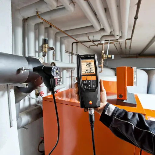 Abgasmessung kompakt. Das neue testo 320 basic mit unschlagbarem Preis-Leistungs-Verhältnis. Bild: Abgasmessung kompakt. Das neue testo 320 basic mit unschlagbarem Preis-Leistungs-Verhältnis.