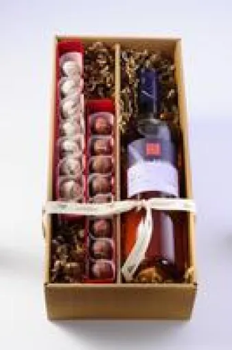 Sommer, Sonne … Erdbeersommer: neues Highlight aus der Lauenstein Confiserie Bild: Sommer, Sonne … Erdbeersommer: neues Highlight aus der Lauenstein Confiserie