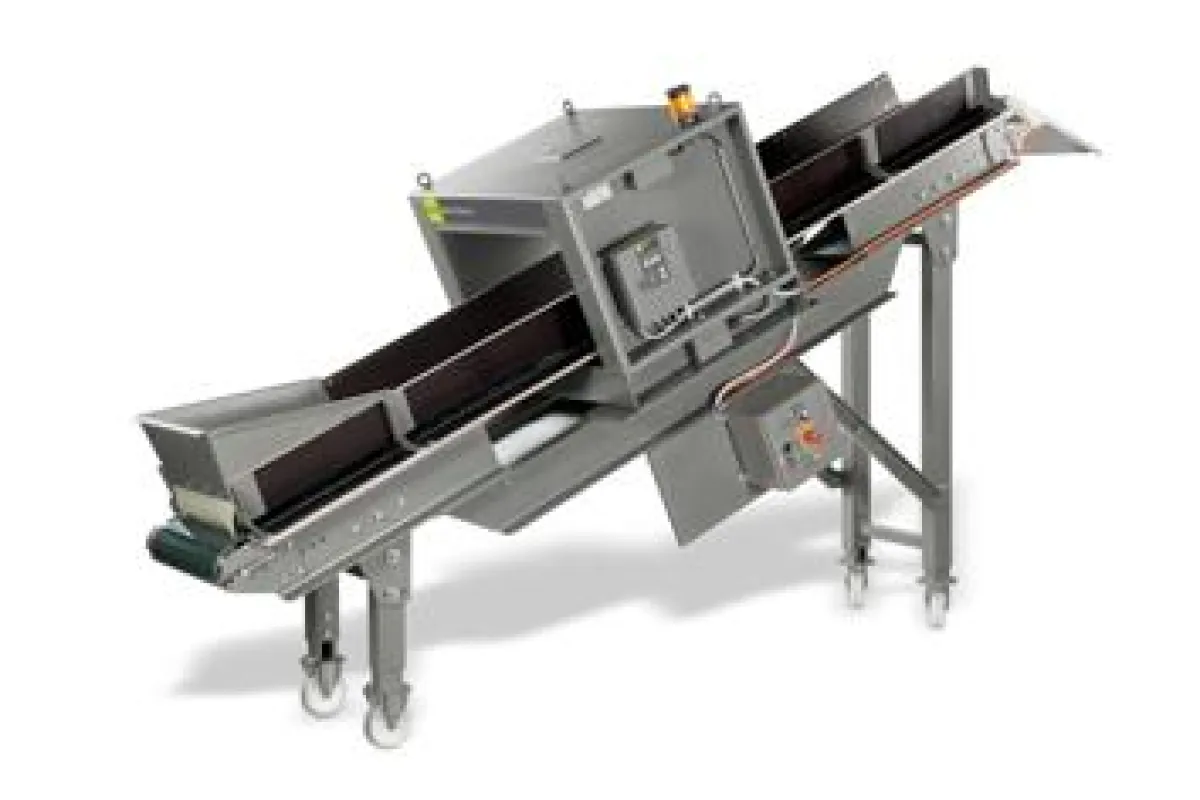 Förderbandsystem der Baureihe PLASTICON speziell für den Mühlenschutz in der Kunststoffindustrie. (Foto S+S)