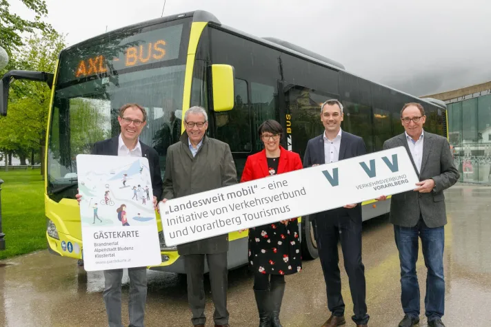 Bild: Freie Fahrt mit Bus und Bahn für Urlaubsgäste