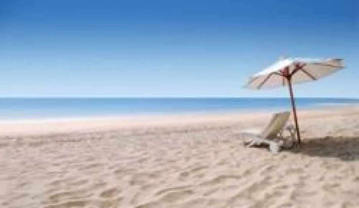 Kundendatenpflege am Traumstrand - per Smartphone und cobra Mobile CRM.