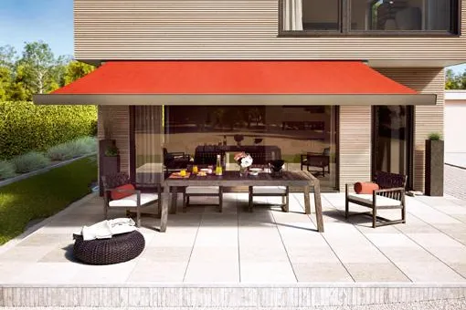 Bild: Design mit Ecken und Kanten - neue Terassen- und Balkonmarkise von markilux