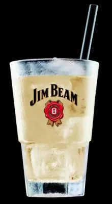 Bild: Facettenreicher Bourbon meets Tonic Water - „Jim Beam & Tonic“ ist der Longdrink dieses Sommers
