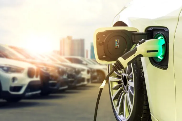 Bild: In den nächsten Jahren 20 bis 25 neue Modelle – Kaufprämie für Elektroautos sollte unbedingt verlängert werden