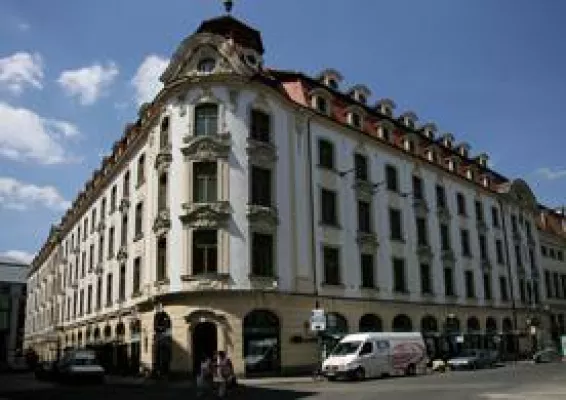 Bild: AENGEVELT vermittelt rund 3.150 m² Bürofläche im "Städtischen Kaufhaus" in Leipzig