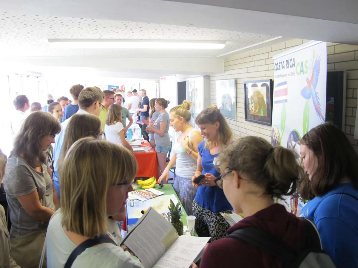 Beratung auf der JugendBildungsmesse Dortmund