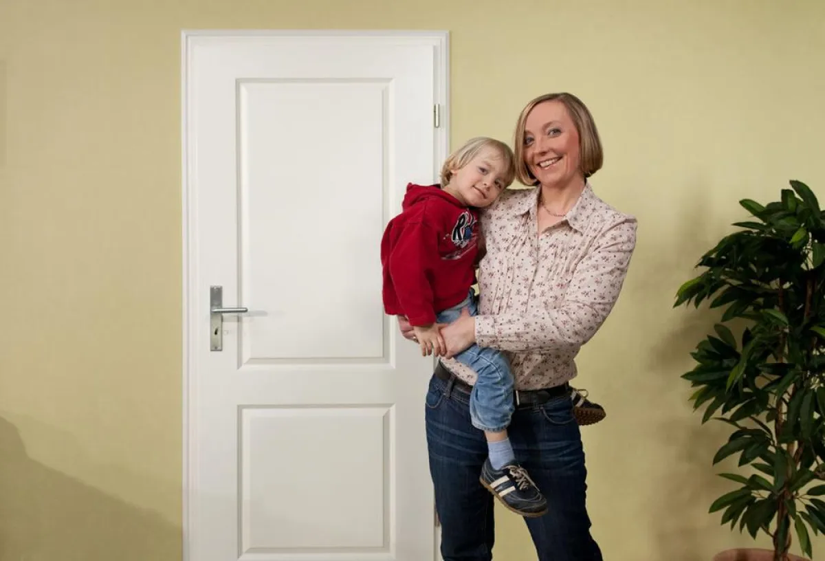 Mit der richtigen Anleitung ist Türenkaufen und Einbauen ein Kinderspiel.