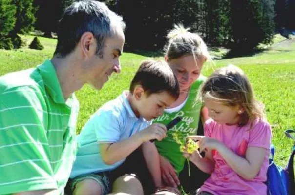 Wendelsteinmännlein & Goldwäscher auf Schatzsuche: Familien-Sommer in der Alpenregion Tegernsee Schliersee Bild: Wendelsteinmännlein & Goldwäscher auf Schatzsuche: Familien-Sommer in der Alpenregion Tegernsee Schliersee