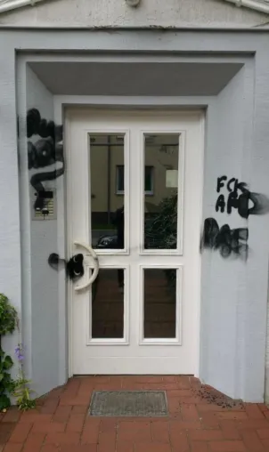 Claus Schaffer (AfD): Der Terror gegen Mandats- und Funktionsträger der AfD weitet sich aus" Bild: Claus Schaffer (AfD): Der Terror gegen Mandats- und Funktionsträger der AfD weitet sich aus"