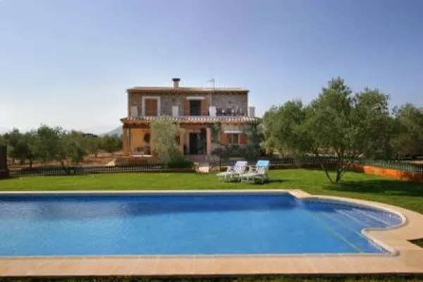 Bild: 10 Jahre - Finca-und Hotelprofis für Mallorca