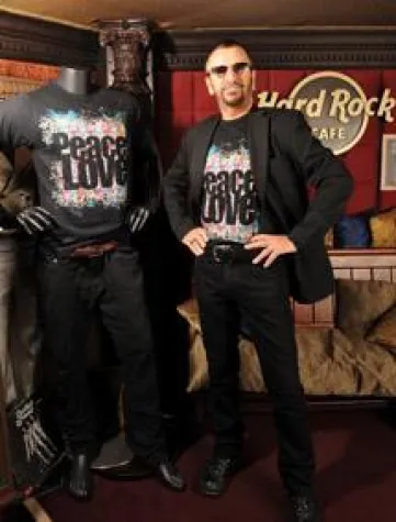 Bild: Hard-Rock-Kooperation mit Make-A-Wish: Limitierte Ringo Starr-Edition für mehr erfüllte Wünsche