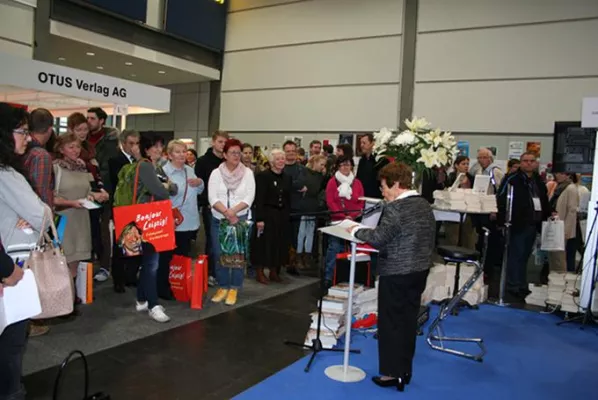 Bild: Frankfurter Verlagsgruppe AG sticht auf der Leipziger Buchmesse 2015 hervor