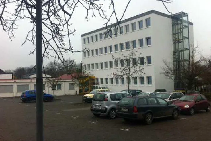 Bild: E1 Immobilien verkauft Verwaltungsgebäude in Rüdesheim am Rheim