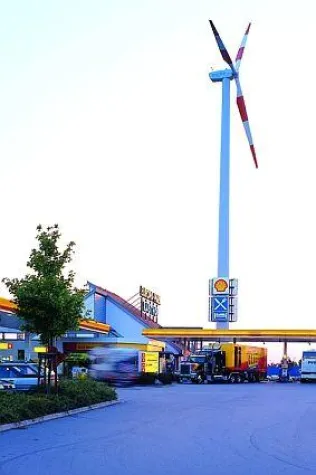 Bild: Spediteure und Trucker profitieren von SystemParken