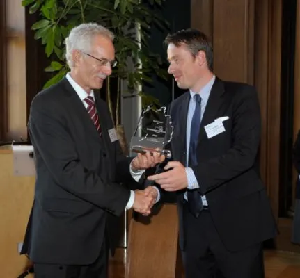 Bild: Technoform Kunststoffprofile als Exzellente Wissensorganisation ausgezeichnet.