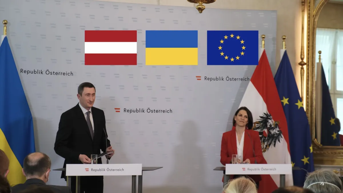 Pressegespräch Chernyshov/Edtstadler