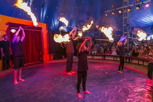 Bild: Manege frei für die Vielfalt - Zirkusprojekt der Montessori-Schule der Aktion Sonnenschein