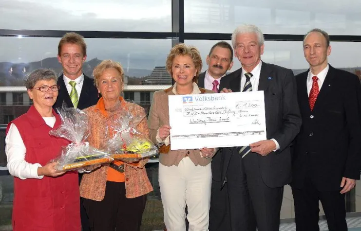 Bild: Preisverleihung durch Marijke Amado