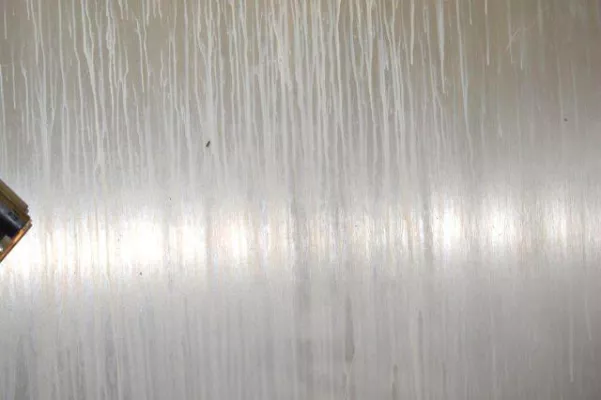 Bild: Neuer innovativer wassermischbarer Kühlschmierstoff erhöht Standzeiten
