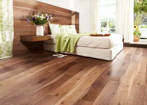 Bild: Kaindl FloorUp: Neues Wandsystem für Bodendielen