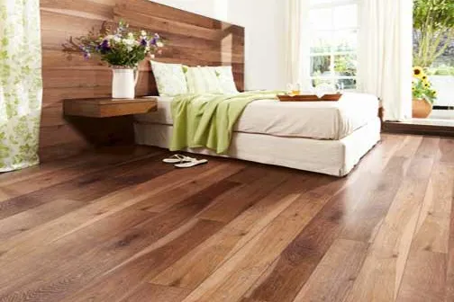 Kaindl FloorUp: Neues Wandsystem für Bodendielen Bild: Kaindl FloorUp: Neues Wandsystem für Bodendielen