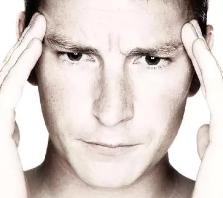 Haarausfall, Spannungskopfschmerz und Migräne – 2 Seiten einer Medaille. Wie die AC-Therapie® hilft Bild: Haarausfall, Spannungskopfschmerz und Migräne – 2 Seiten einer Medaille. Wie die AC-Therapie® hilft