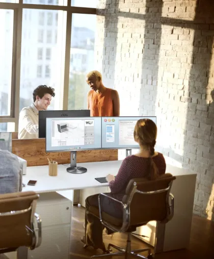 Bild: Ergonomisch und elegant: das neue Profi-4K-Display von AOC