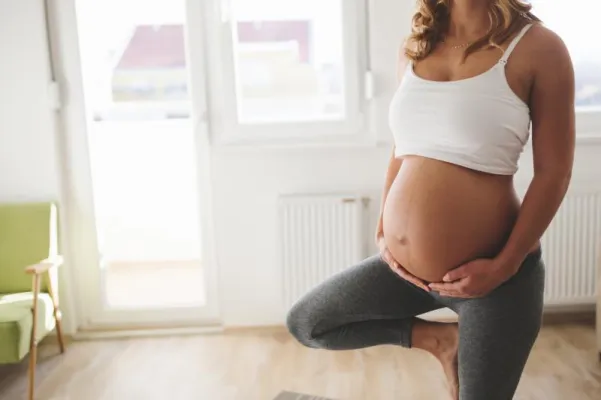 Bild: Pränatal- und Postnatal Yoga mit Krankenkassenzuschuss in München Süd