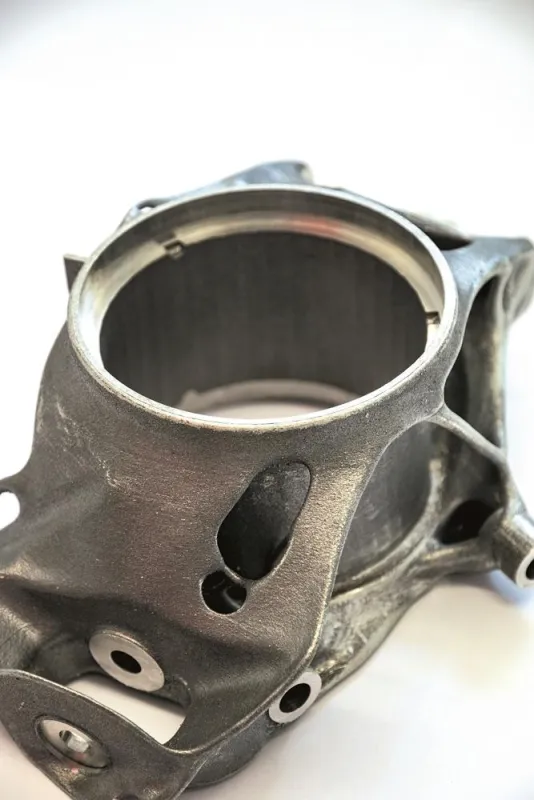 Dieser komplexe Radträger wurde im additiven Fertigungsverfahren hergestellt. (Foto: DMRC)
