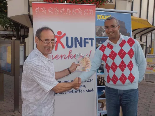 Bild: Versteigerung brachte für die „Stiftung Zukunft schenken - Jean-Dominique Risch“ 580 Euro