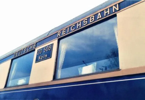 Bild: ZUGhören macht Bahnreisen billiger - Neue Kooperation von ZUGhören und „Die Eisenbahn-Erlebnisreise“