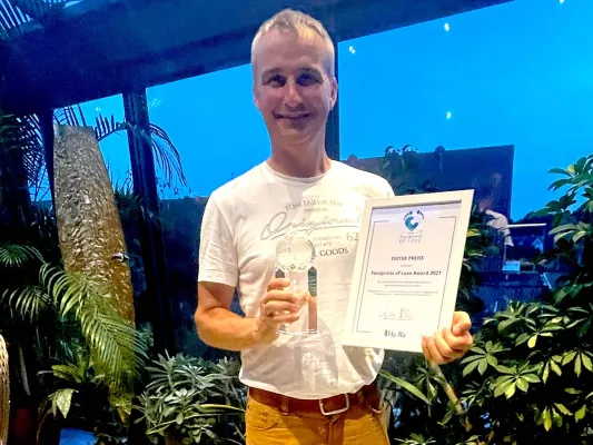 Bild: Ha-Ra Footprints of Love® Award 2021