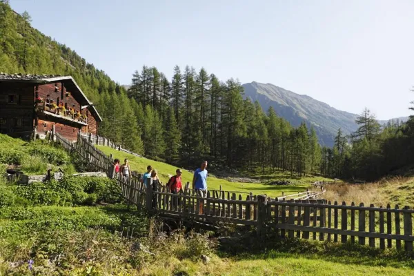 Wanderwochen im Wohlfühlhotel ***s in Plaus bei Naturns – Südtirol Bild: Wanderwochen im Wohlfühlhotel ***s in Plaus bei Naturns – Südtirol