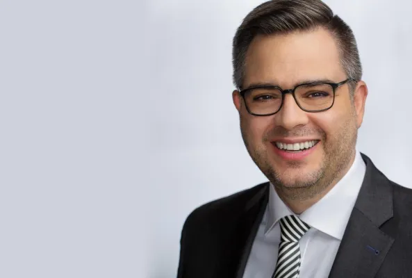 Bild: Oliver Urich neuer CIO bei Simon Hegele: Wechsel von Logwin AG // Direkte Anbindung an CEO Stefan Ulrich