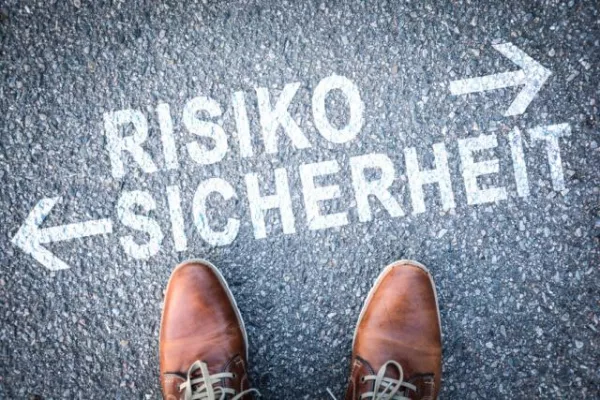 Bild: Werkvertrag und Dienstvertrag - zwei unterschiedliche Vertragsarten