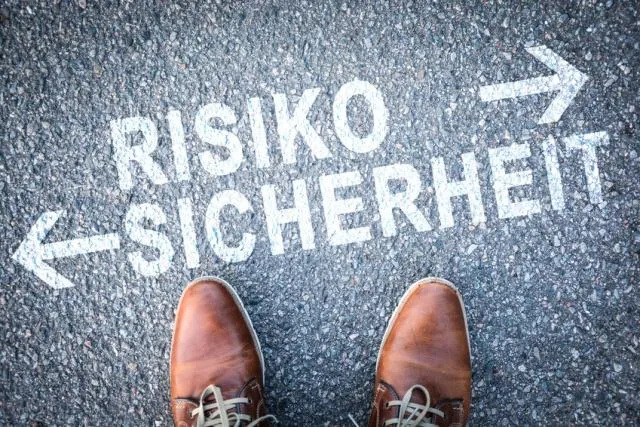 Bild: Werkvertrag und Dienstvertrag - zwei unterschiedliche Vertragsarten