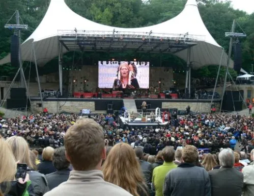 Bild: „Halleluja Berlin“ – Ein Riesenspektakel von und mit Rainald Grebe