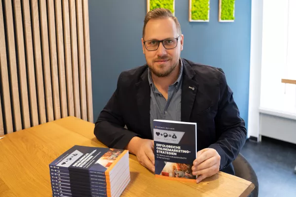 Bild: Onlinemarketing in der Praxis: Thomas Wallner veröffentlicht Ratgeber für Selbständige