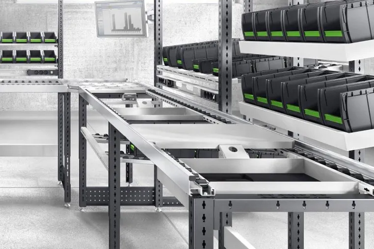 Bild: avero auf der productronica: Fertigungslinie in ESD-Ausführung