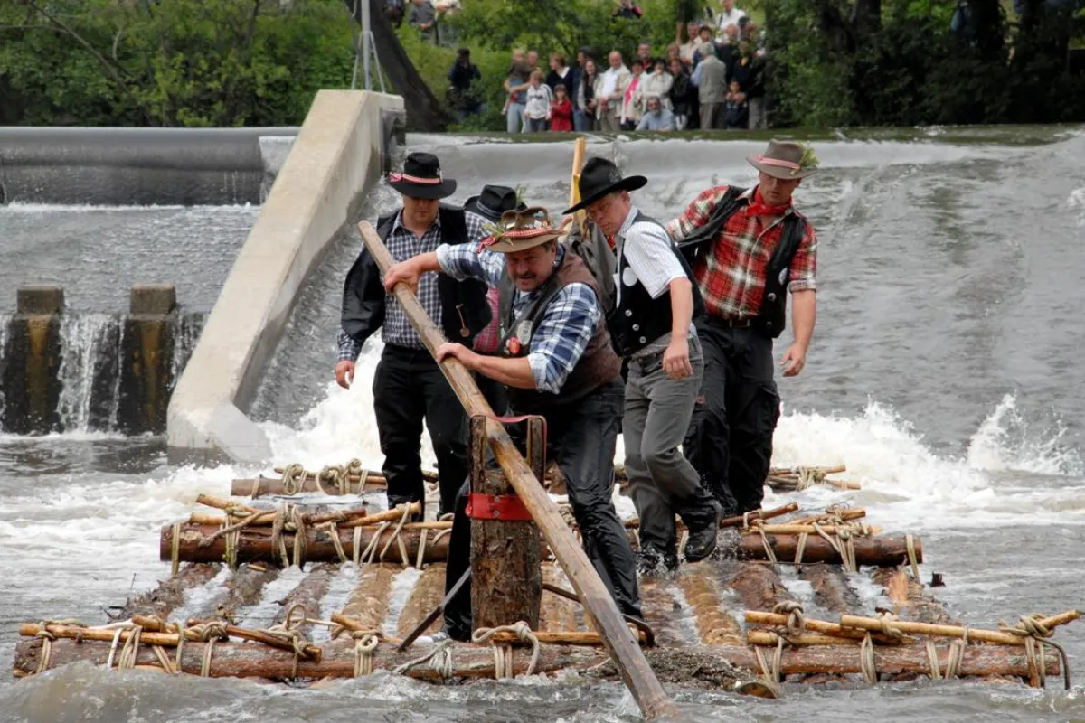 In der Flößergemeinde Uhlstädt-Kirchhasel wird die Tradition des Flößens gelebt und gepflegt.
