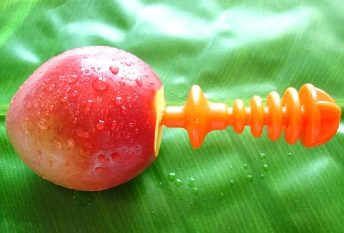 Mango mit eingedrehtem MangoMax