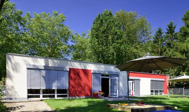 Bild: Kita der Städtischen Kliniken Mönchengladbach im Wettbewerb „Klima- und umweltgerechtes Bauen“ ausgezeichnet