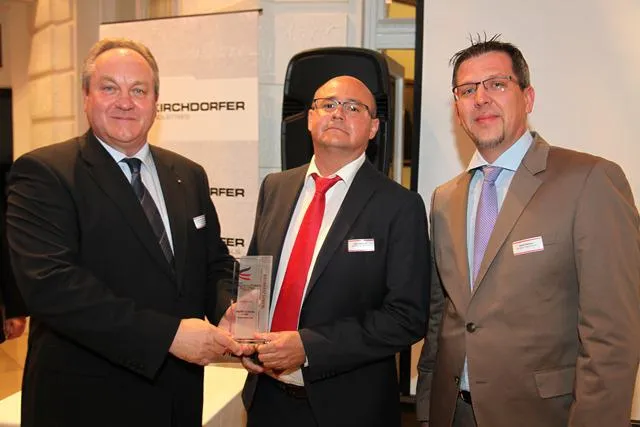 WOLFFKRAN Austria gewinnt SOLID Bautech-Preis für den spektakulärsten Baumaschineneinsatz Bild: WOLFFKRAN Austria gewinnt SOLID Bautech-Preis für den spektakulärsten Baumaschineneinsatz